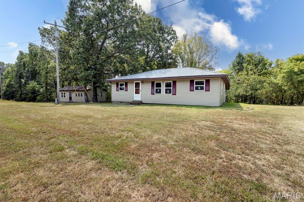 1st image of 21065 Hwy Y, Saint Robert, MO 65584 | MLS# MIS26051677