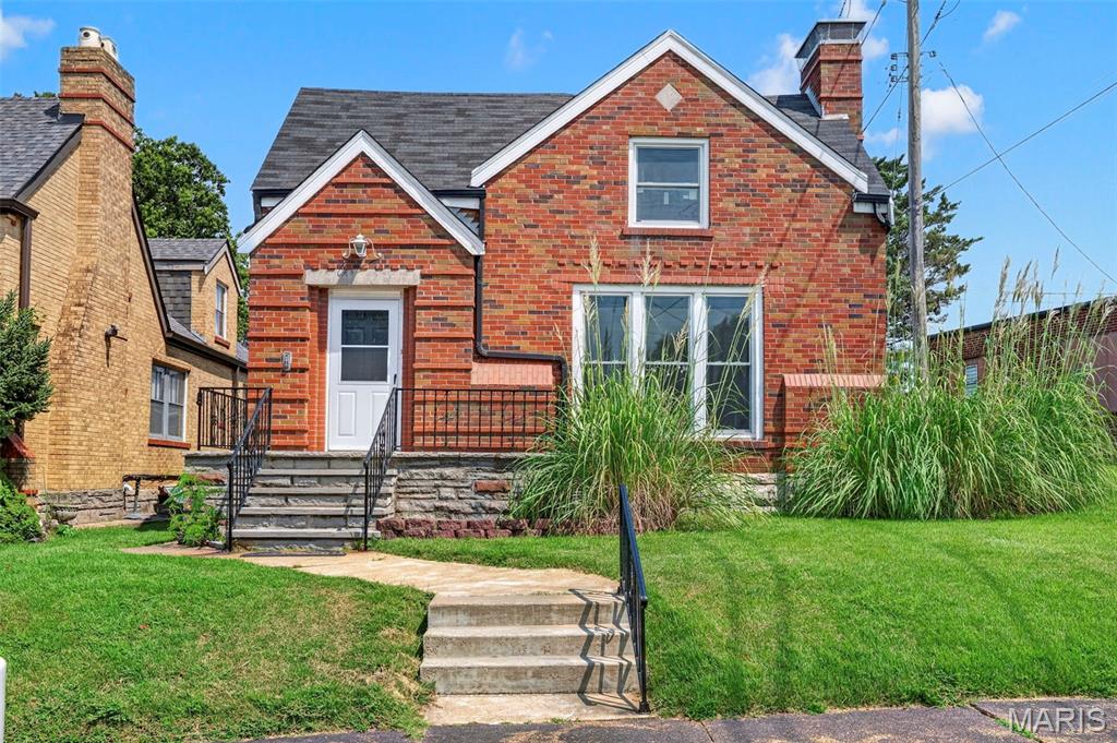 1st image of 6013 Devonshire Ave, Saint Louis, MO 63109 | MLS# MIS26051696
