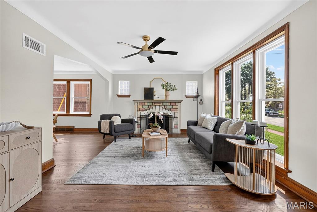 3rd image of 6013 Devonshire Ave, Saint Louis, MO 63109 | MLS# MIS26051696