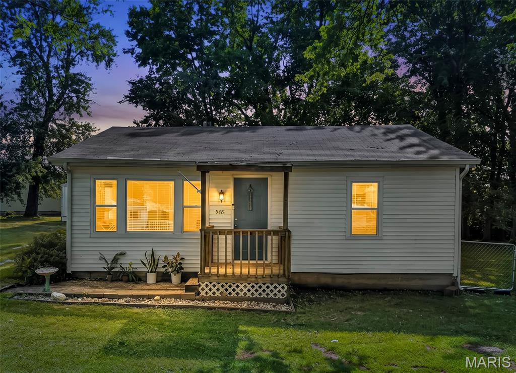 3rd image of 546 Chestnut St, Hawk Point, MO 63349 | MLS# MIS26051707