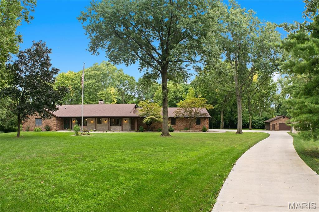 2nd image of 43 Sugar Ln, Collinsville, IL 62234 | MLS# MIS26051710