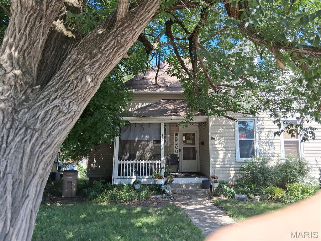 1st image of 420 S Sprigg St, Cape Girardeau, MO 63703 | MLS# MIS26051715