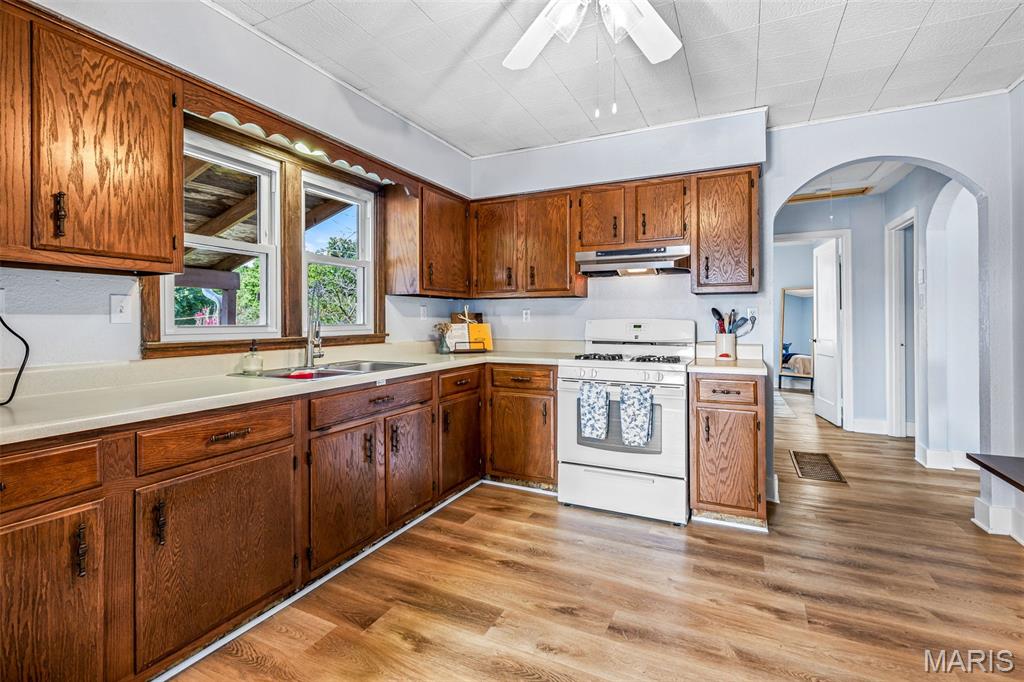5th image of 622 E College St, Farmington, MO 63640 | MLS# MIS26051790
