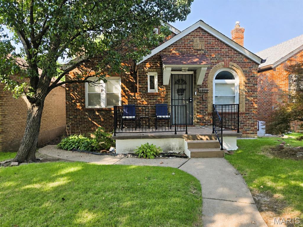 1st image of 4895 Calvin Ave, Saint Louis, MO 63115 | MLS# MIS26051827