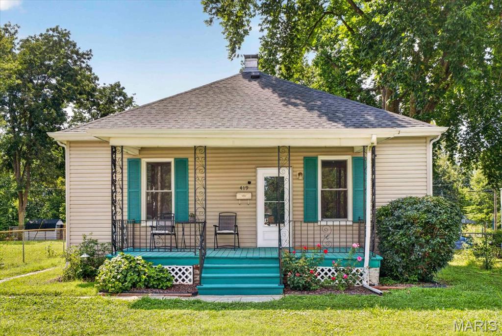 2nd image of 419 N Cedar St, O Fallon, IL 62269 | MLS# MIS26051863