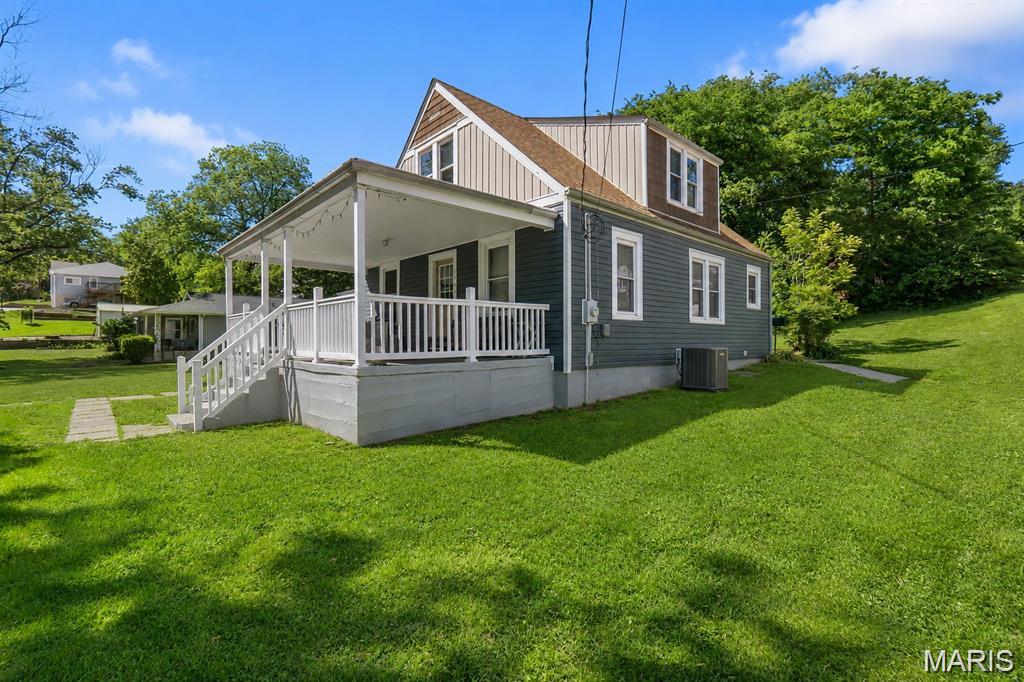 1st image of 1500 Pemiscot St, Cape Girardeau, MO 63701 | MLS# MIS26051869