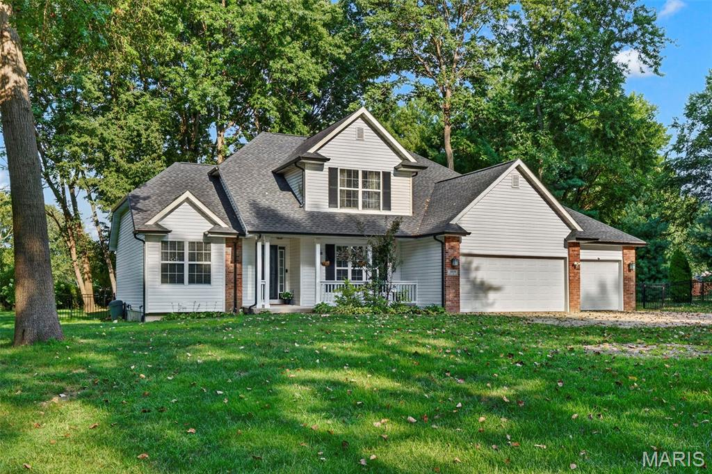 2nd image of 3820 White Oak Ln, Edwardsville, IL 62025 | MLS# MIS26051876