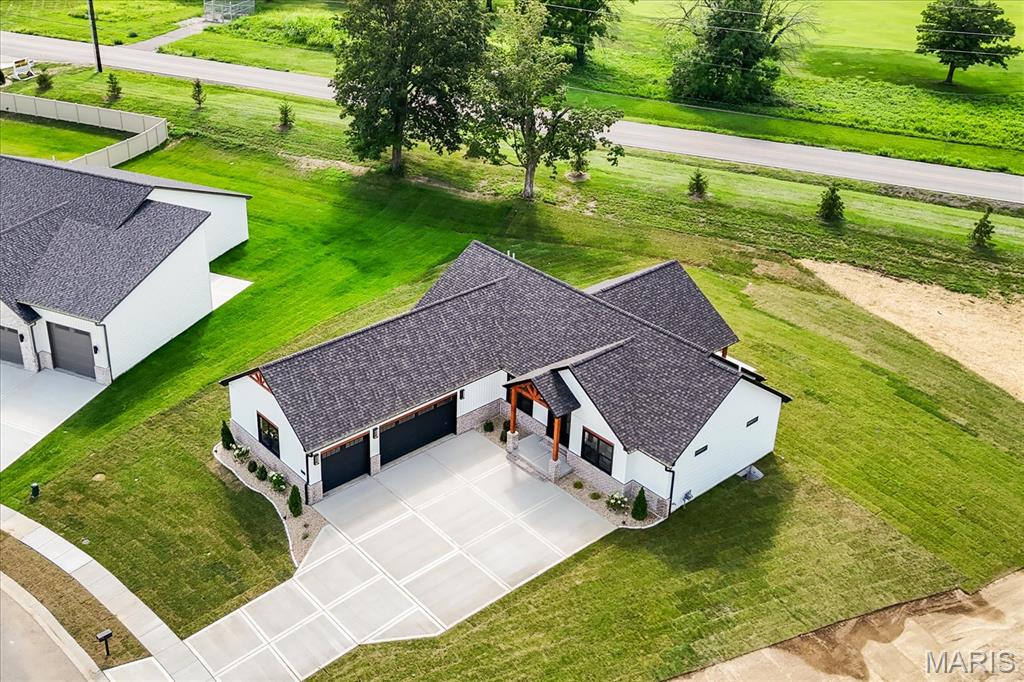 3rd image of 577 Tea Olive Blvd, O'fallon, IL 62269 | MLS# MIS26051915