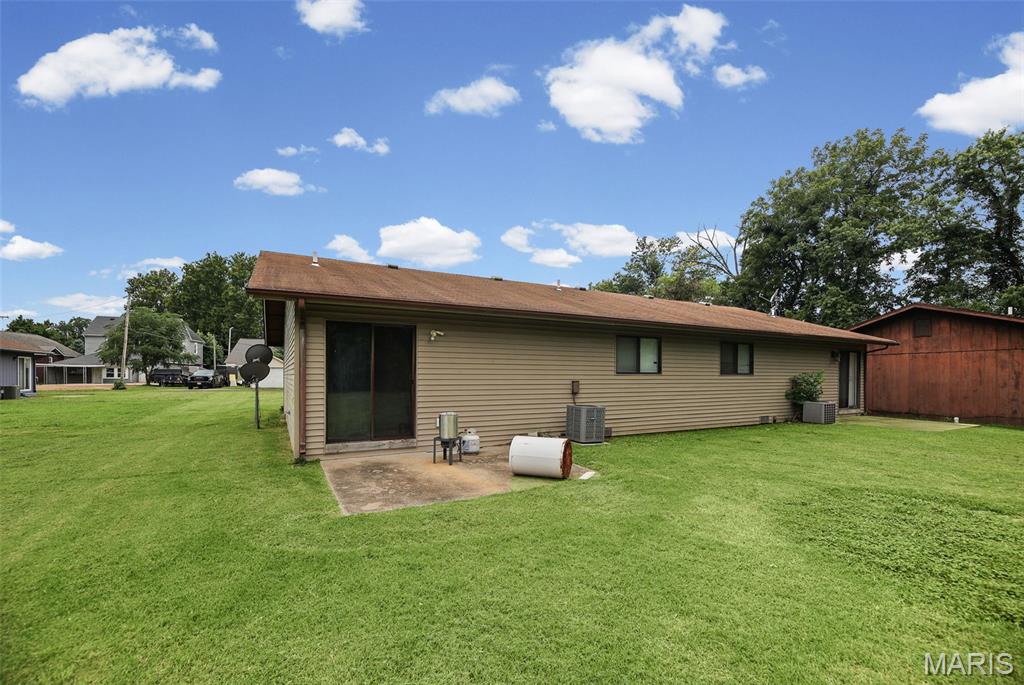image of 3 N 75th St #3N & 5N, Belleville, IL 62223 | MLS# MIS26051927