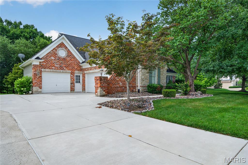 43rd image of 1008 Hawks Landing Dr, Lake Saint Louis, MO 63367 | MLS# MIS26051933
