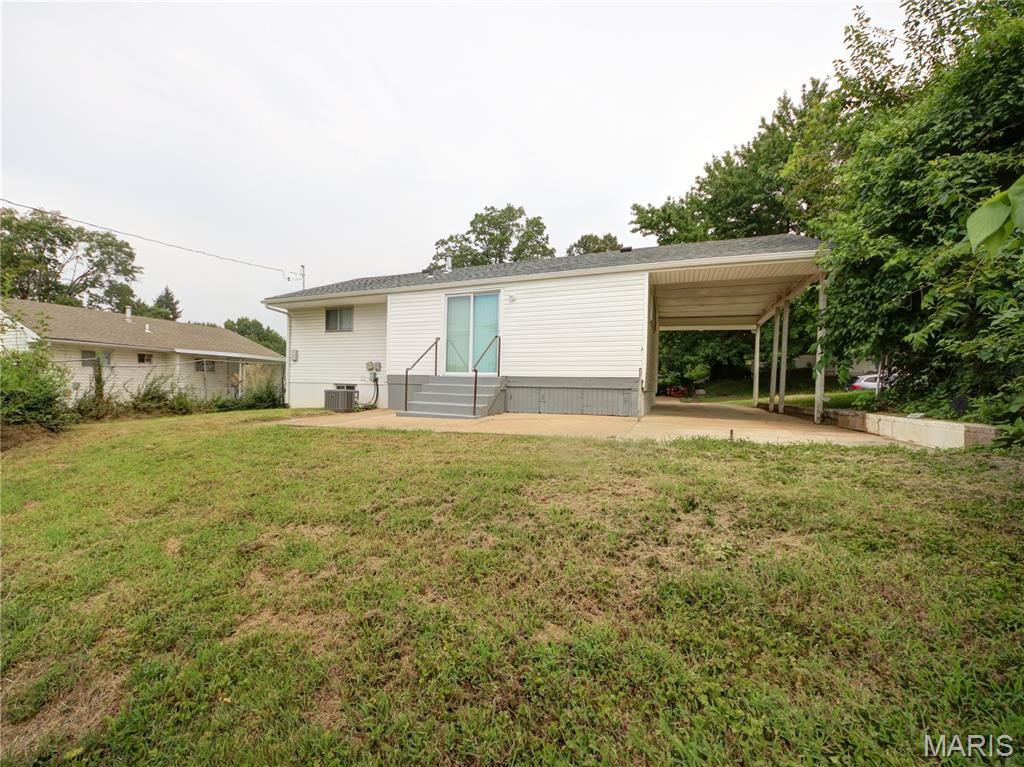 14th image of 108 Perthshire Rd, Saint Louis, MO 63137 | MLS# MIS26051976