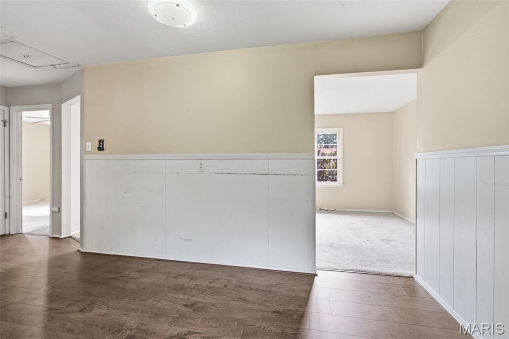 5th image of 7415 Castro Dr, Saint Louis, MO 63135 | MLS# MIS26052072