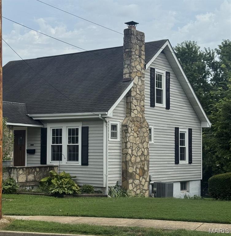 3rd image of 406 W Springfield Ave, Union, MO 63084 | MLS# MIS26052082