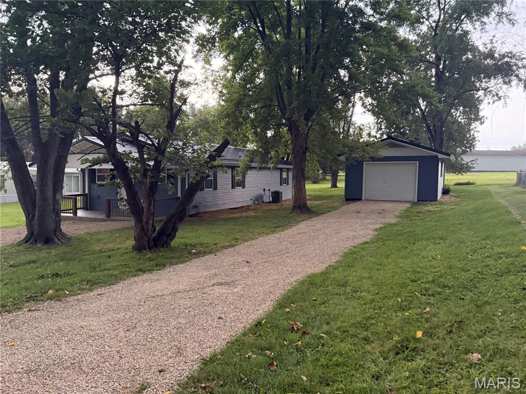 2nd image of 1404 E Ridge Rd, Desloge, MO 63601 | MLS# MIS26052106