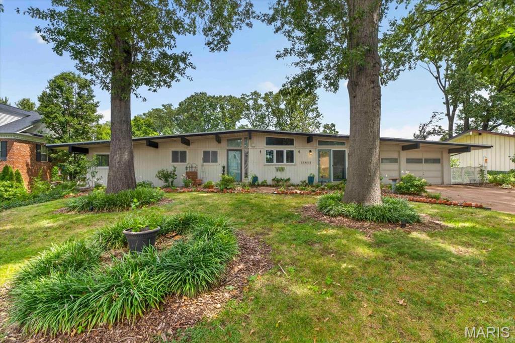 1st image of 11615 Serama Dr, Saint Louis, MO 63131 | MLS# MIS26052112
