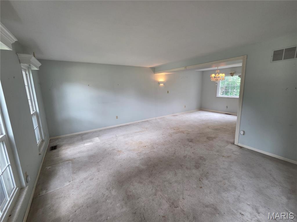5th image of 1327 Culpepper Ridge Dr, Ballwin, MO 63021 | MLS# MIS26052133