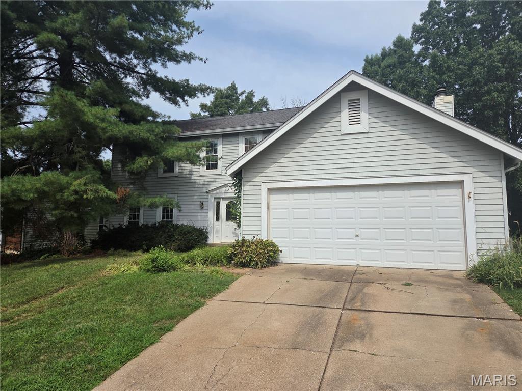 3rd image of 1327 Culpepper Ridge Dr, Ballwin, MO 63021 | MLS# MIS26052133