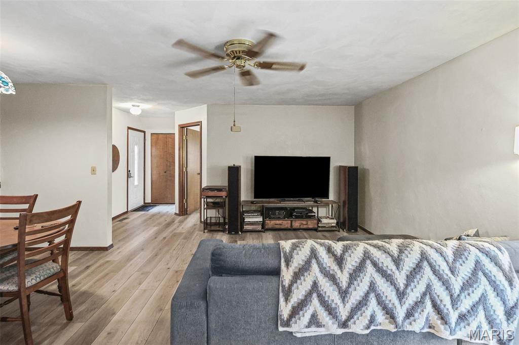 1st image of 21 Parkridge, Belleville, IL 62226 | MLS# MIS26052138