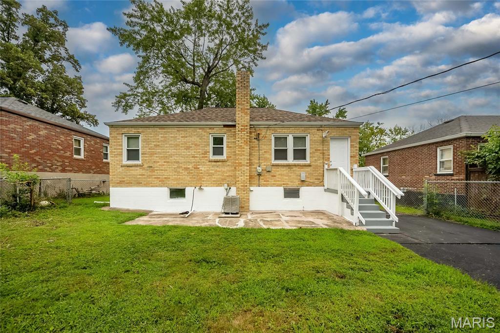 19th image of 423 Warford Ave, Saint Louis, MO 63135 | MLS# MIS26052154
