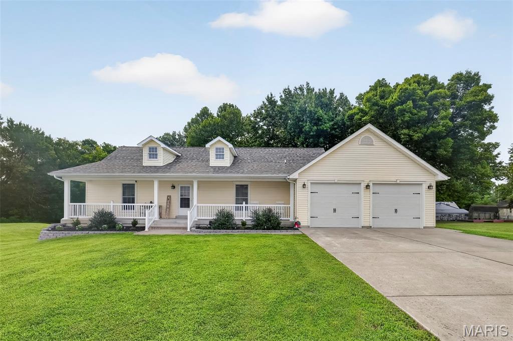 1st image of 306 Waggoner Blvd, Elsberry, MO 63343 | MLS# MIS26052158