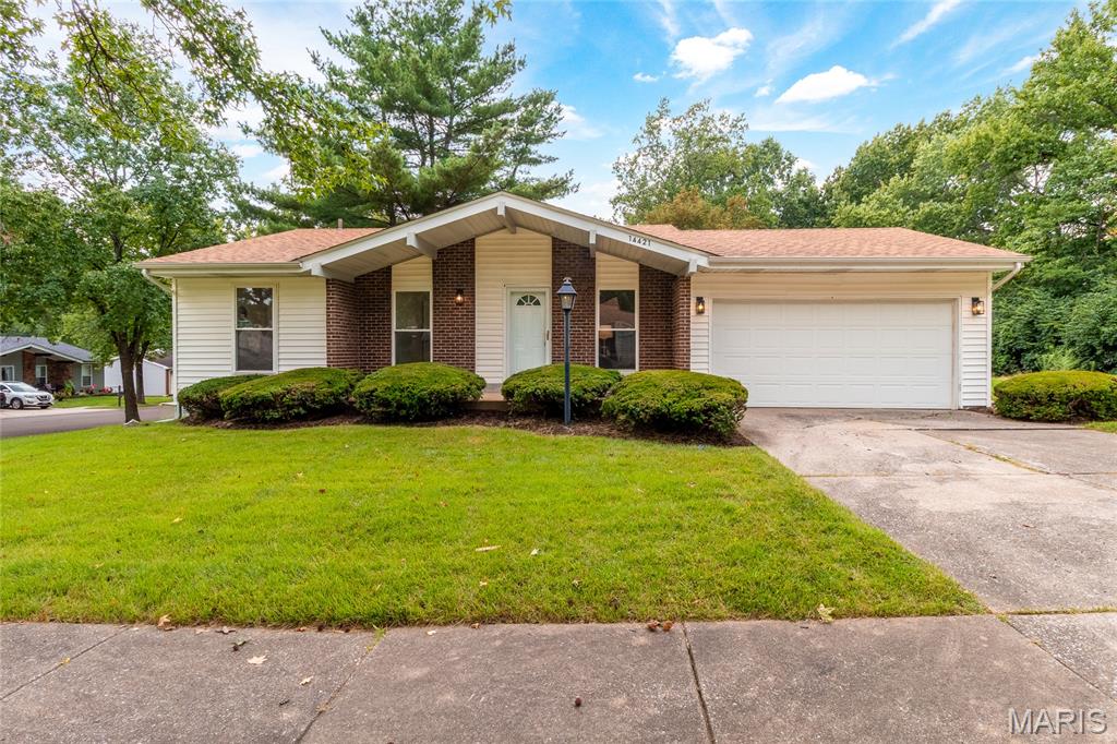 1st image of 14421 Fox Dower Ct, Florissant, MO 63034 | MLS# MIS26052167