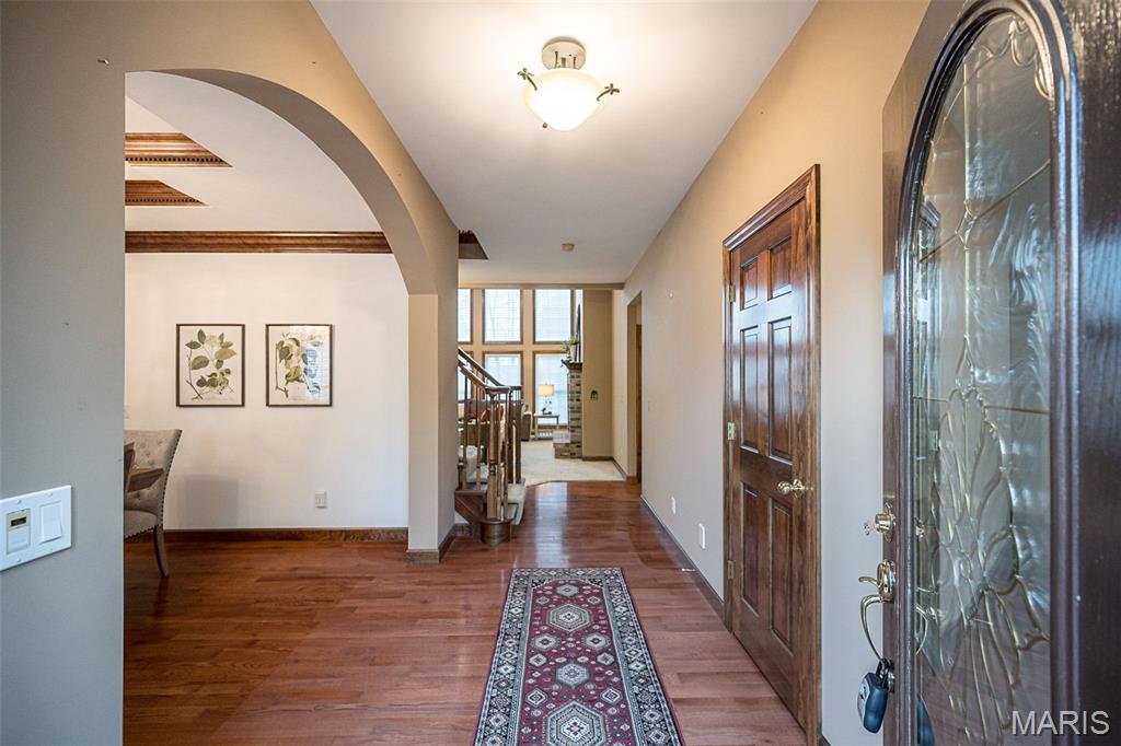 2nd image of 909 Oxford Trail Dr, Saint Peters, MO 63376 | MLS# MIS26052204