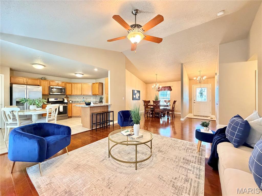 3rd image of 262 Newport Dr, Aviston, IL 62216 | MLS# MIS26052284