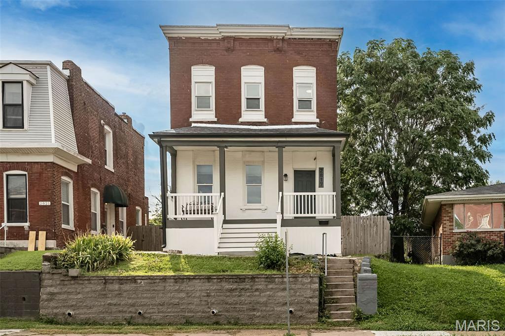 1st image of 2817 Nebraska Ave, St Louis, MO 63118 | MLS# MIS26052303
