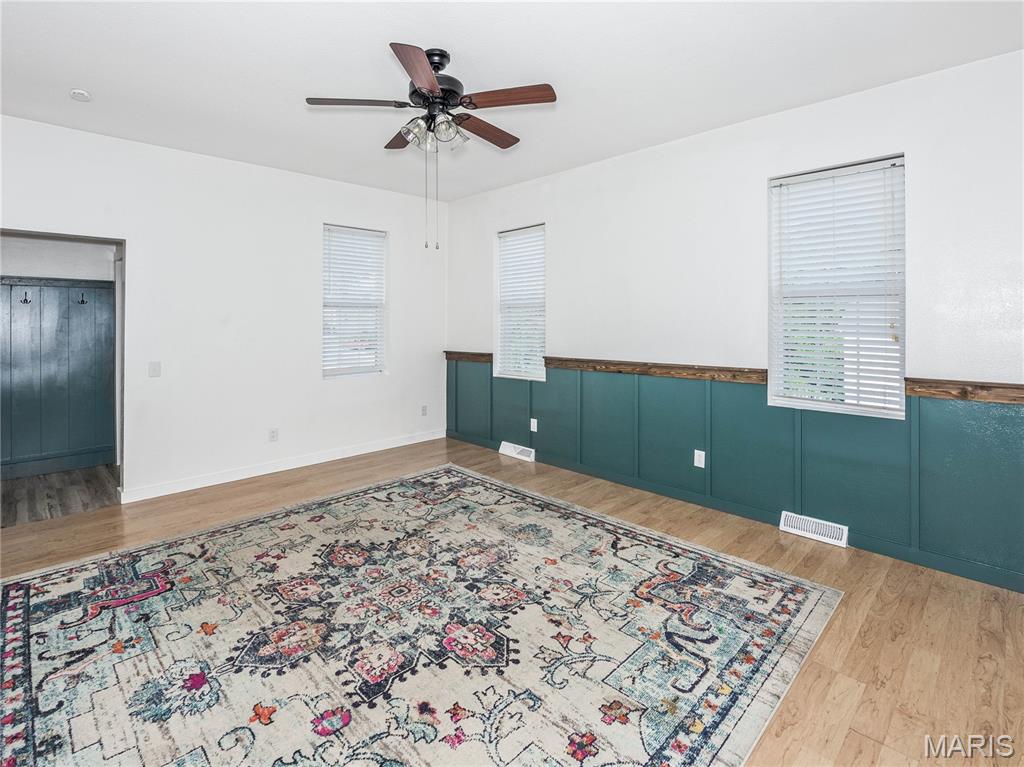 5th image of 401 S Chestnut St, Collinsville, IL 62234 | MLS# MIS26052330