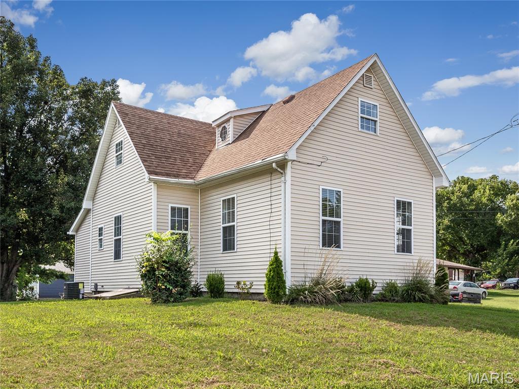 42nd image of 401 S Chestnut St, Collinsville, IL 62234 | MLS# MIS26052330