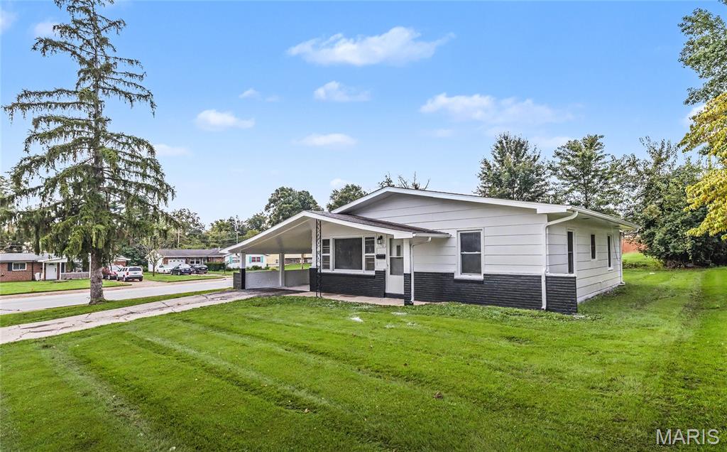 27th image of 1116 E 9th St, Rolla, MO 65401 | MLS# MIS26052358