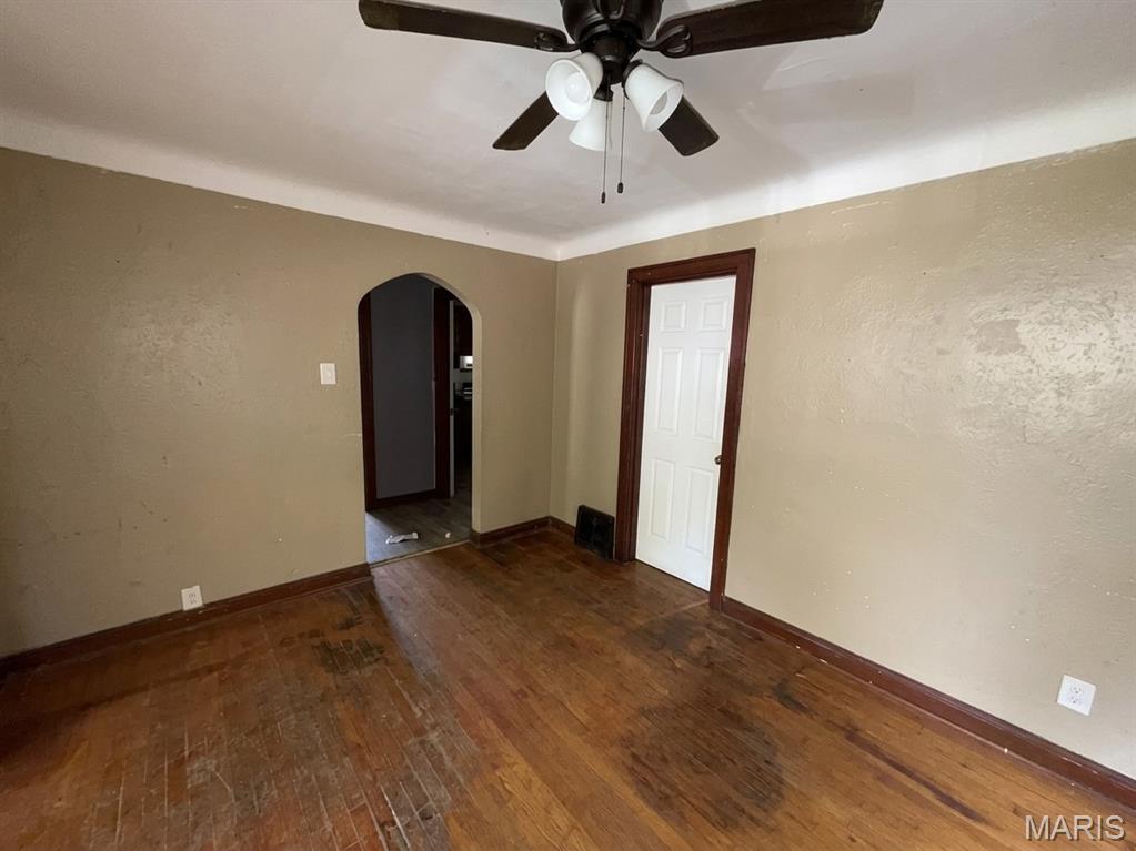 3rd image of 2618 Avie Dr, Saint Louis, MO 63136 | MLS# MIS26052395