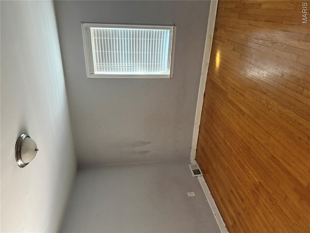 2nd image of 1234 Meyer St, Saint Louis, MO 63130 | MLS# MIS26052407