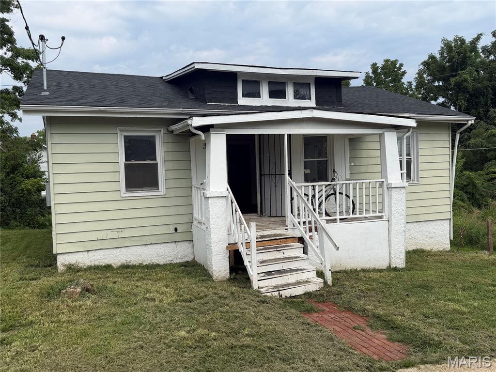 1st image of 3927 Philbrook Ave, Saint Louis, MO 63120 | MLS# MIS26052431