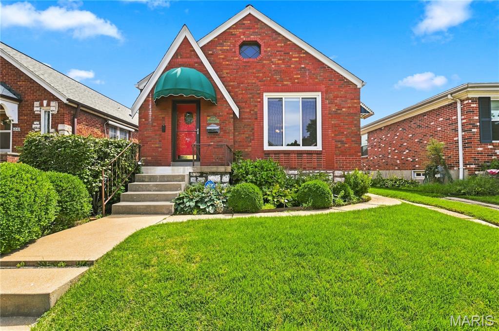 1st image of 6546 Winnebago St, Saint Louis, MO 63109 | MLS# MIS26052455