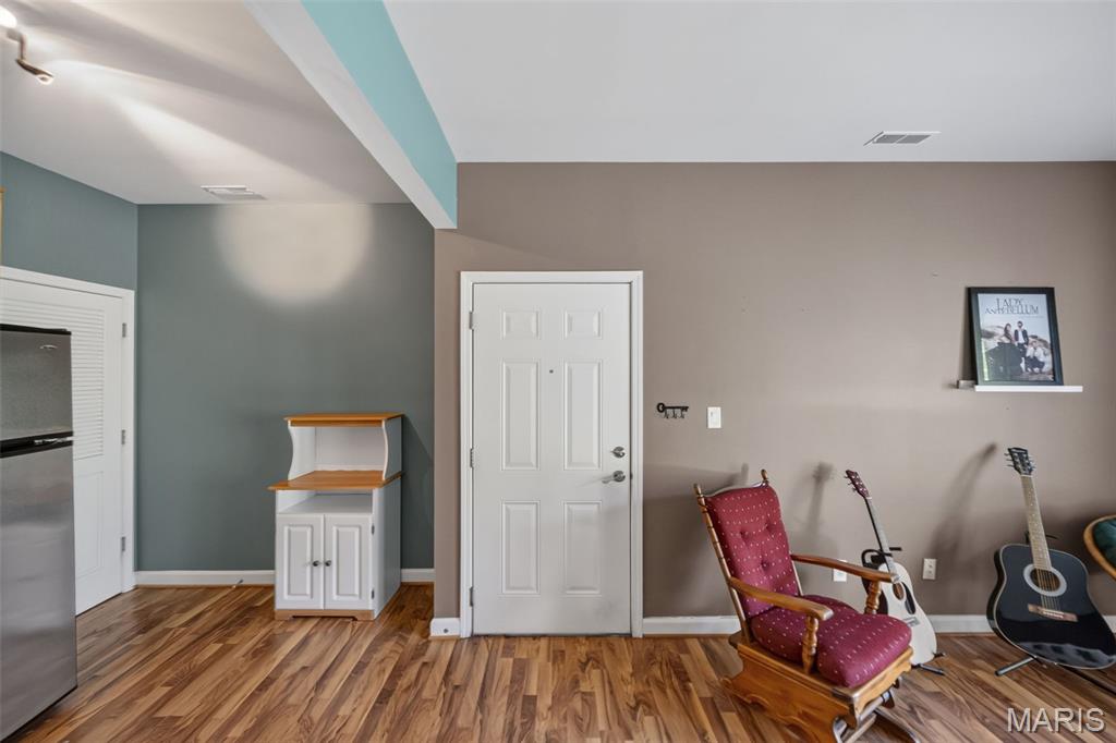 3rd image of 885 Forest Ave, Valley Park, MO 63088
