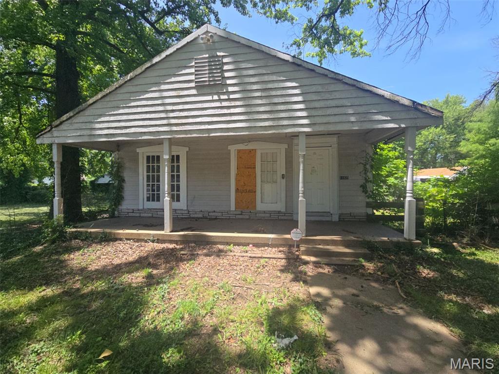 1st image of 11825 Larimore Rd, Saint Louis, MO 63138 | MLS# MIS26052496
