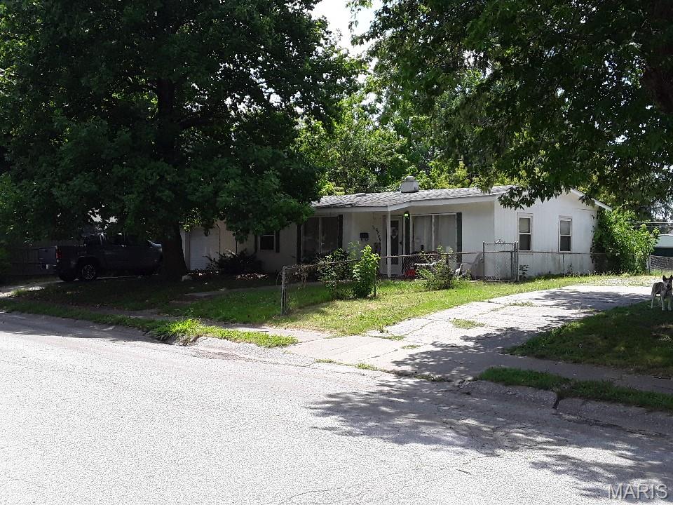 1st image of 2729 Willow Ave, Granite City, IL 62040 | MLS# MIS26052510