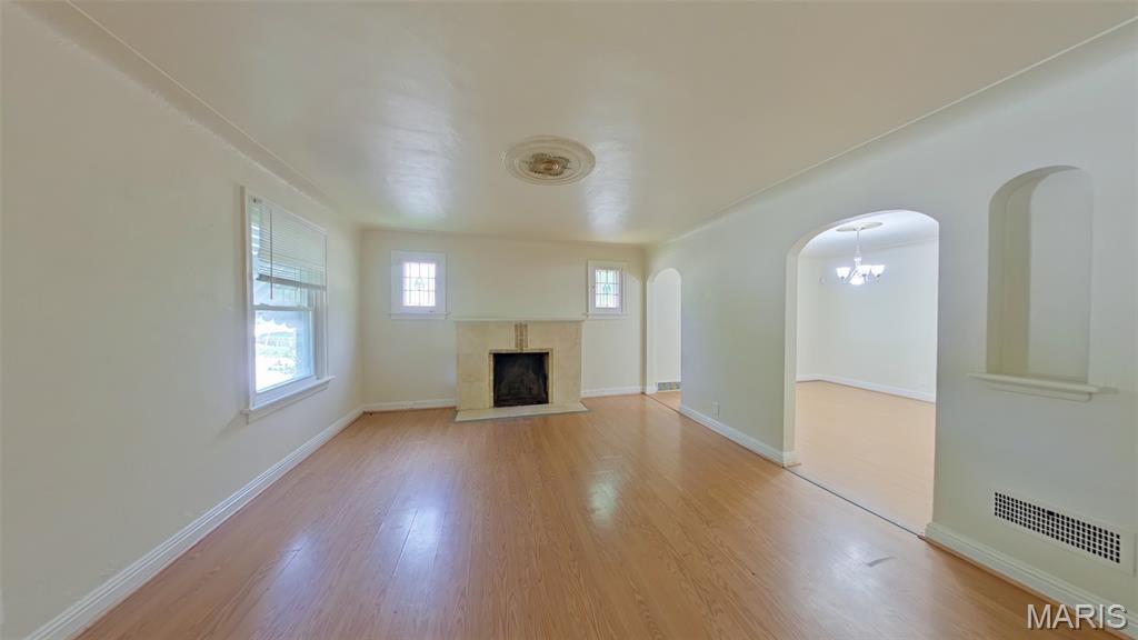 2nd image of 400 S Clark Ave, Saint Louis, MO 63135 | MLS# MIS26052525