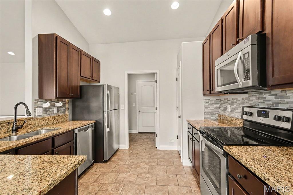 5th image of 520 Sceptre Rd, Wentzville, MO 63385 | MLS# MIS26052530