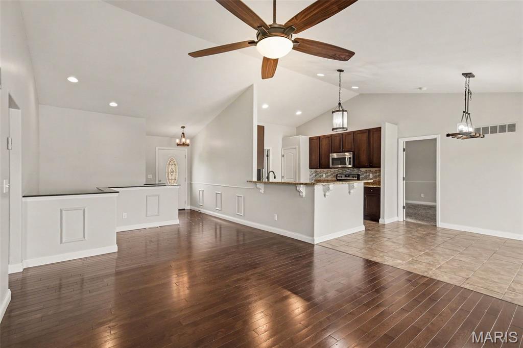 3rd image of 520 Sceptre Rd, Wentzville, MO 63385 | MLS# MIS26052530