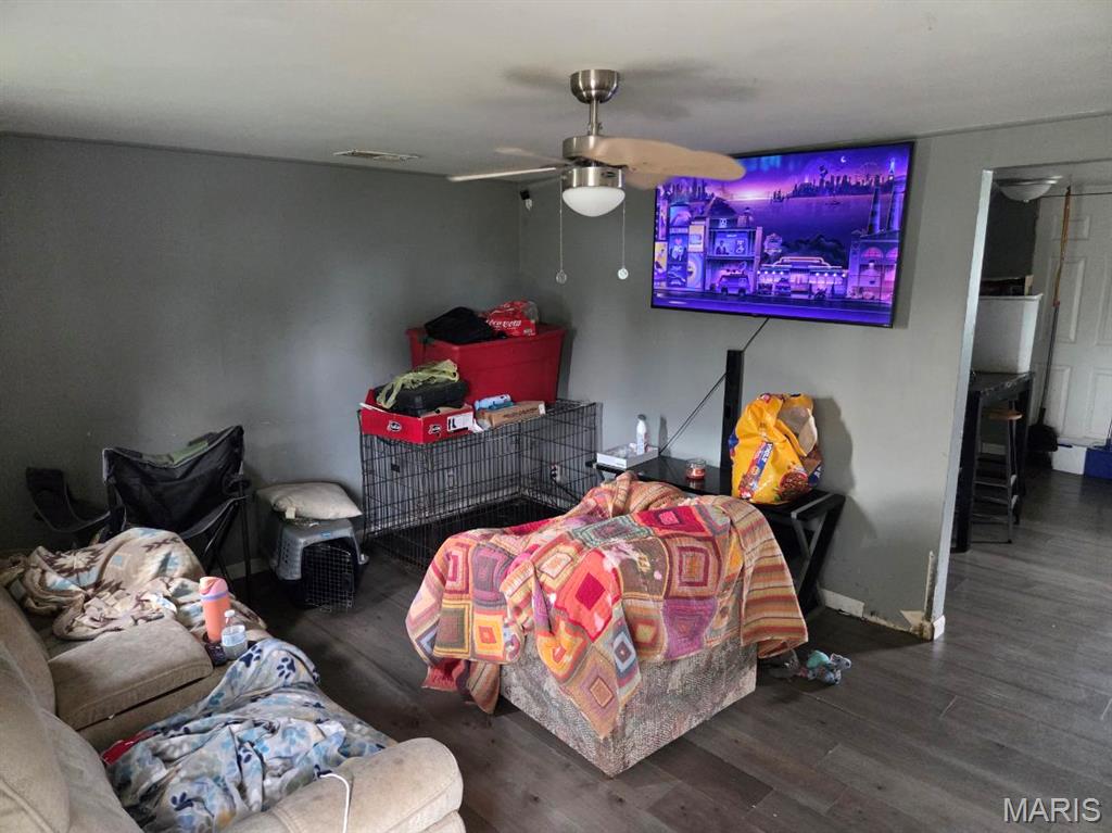 3rd image of 312 W 7Th St, East Saint Louis, IL 62206 | MLS# MIS26052542
