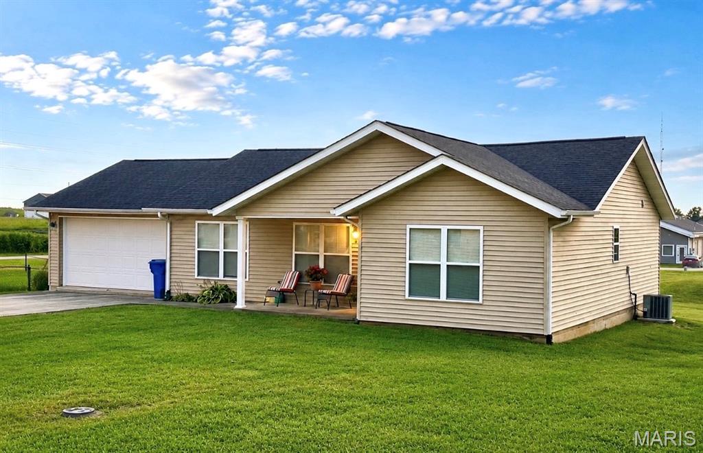 2nd image of 210 Black Willow Ln, Cape Girardeau, MO 63701 | MLS# MIS26052549