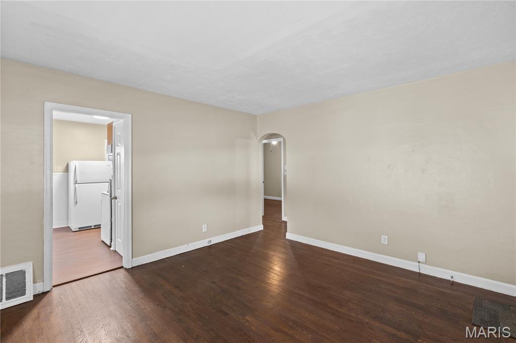 5th image of 7724 Horatio Dr, Saint Louis, MO 63121 | MLS# MIS26052561
