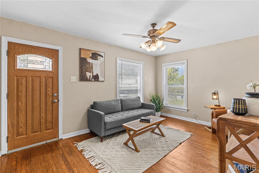 3rd image of 9217 Seneca Ln, Overland, MO 63114 | MLS# MIS26052566