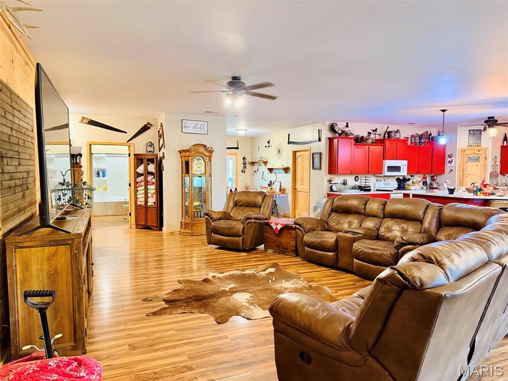 3rd image of 120 Rover Ln, Poplar Bluff, MO 63901 | MLS# MIS26052585