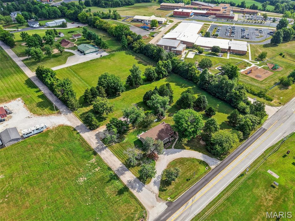 4th image of 451 E Hwy N, Wentzville, MO 63385 | MLS# MIS26052590