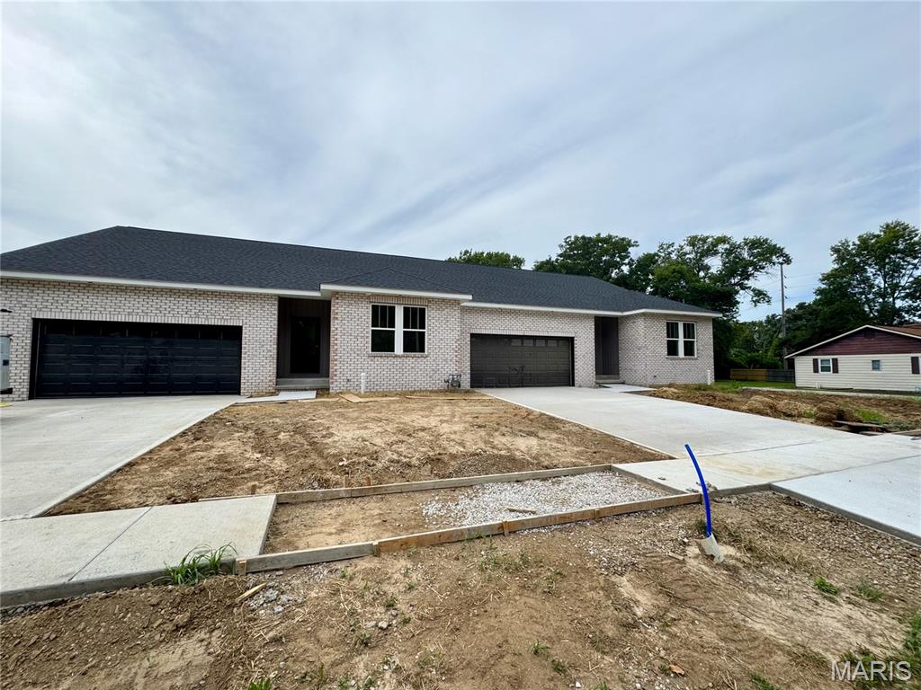 2nd image of 106 S Lawn Ave, O Fallon, IL 62269 | MLS# MIS26052598