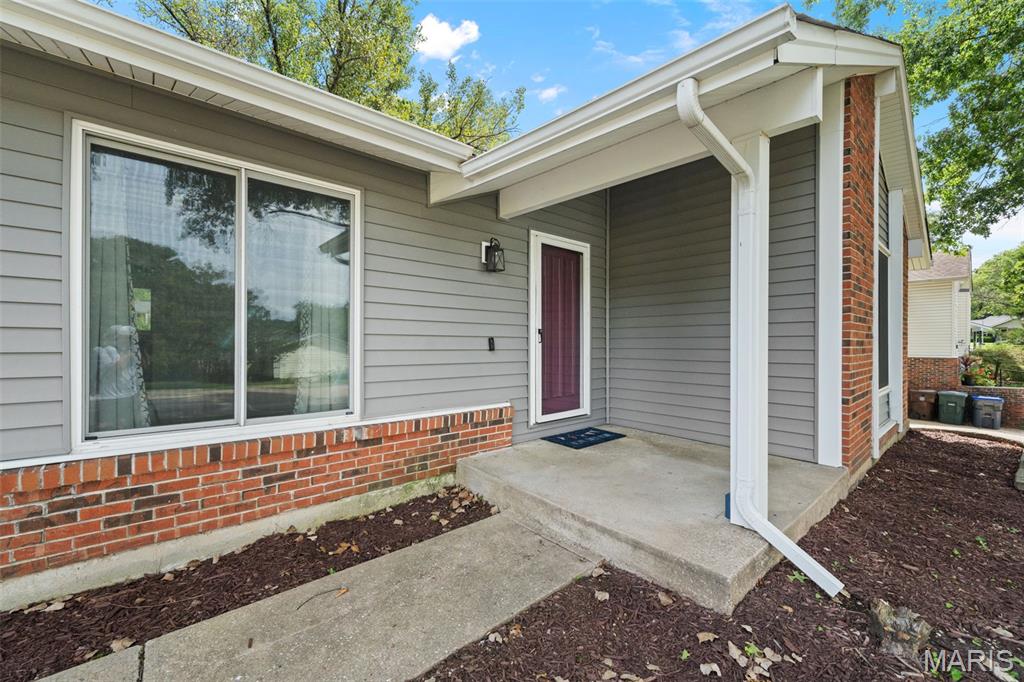 2nd image of 734 Millwood Dr, Saint Peters, MO 63376 | MLS# MIS26052606