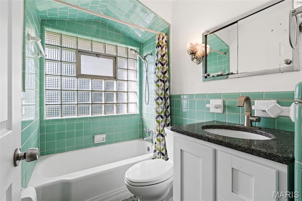 image of 9420 High Hill Court, Saint Louis, MO 63126 | MLS# MIS26052681
